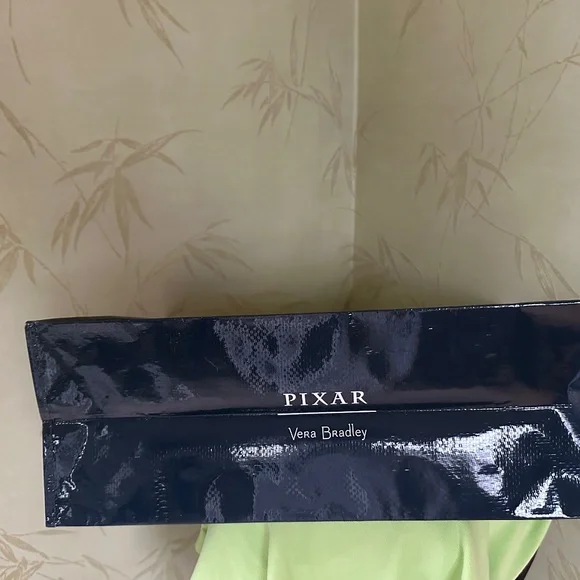 VERA BRADLEY DISNEY PIXAR TOY STORY MARKET TOTE:NWT ANDY'S ROOM - Picture 11 of 13